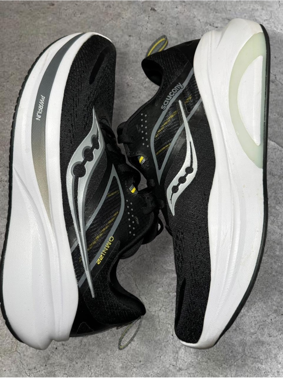 Saucony Black White Pwrrun Running Sneakers Women’s Size 6.5